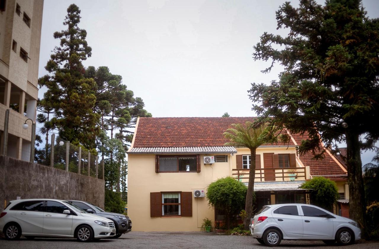 Hotel Pousada San Clemente Centro Gramado Esterno foto